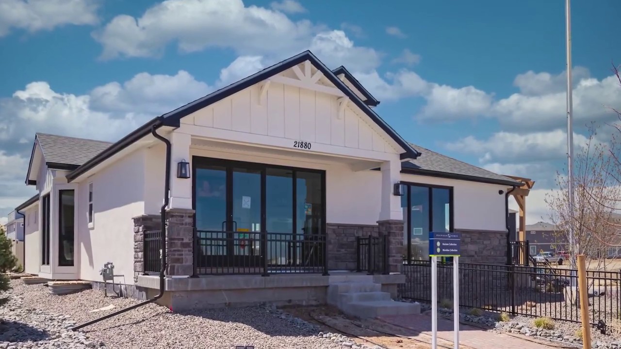 Green Valley Ranch Aurora Sales Offices Now Open! YouTube