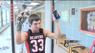 DuBois parents skeptical of metal detectors