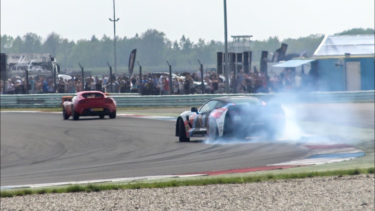 Chevrolet Corvette C7 Z06 - Crazy Powerslides, Revs & Accelerations !