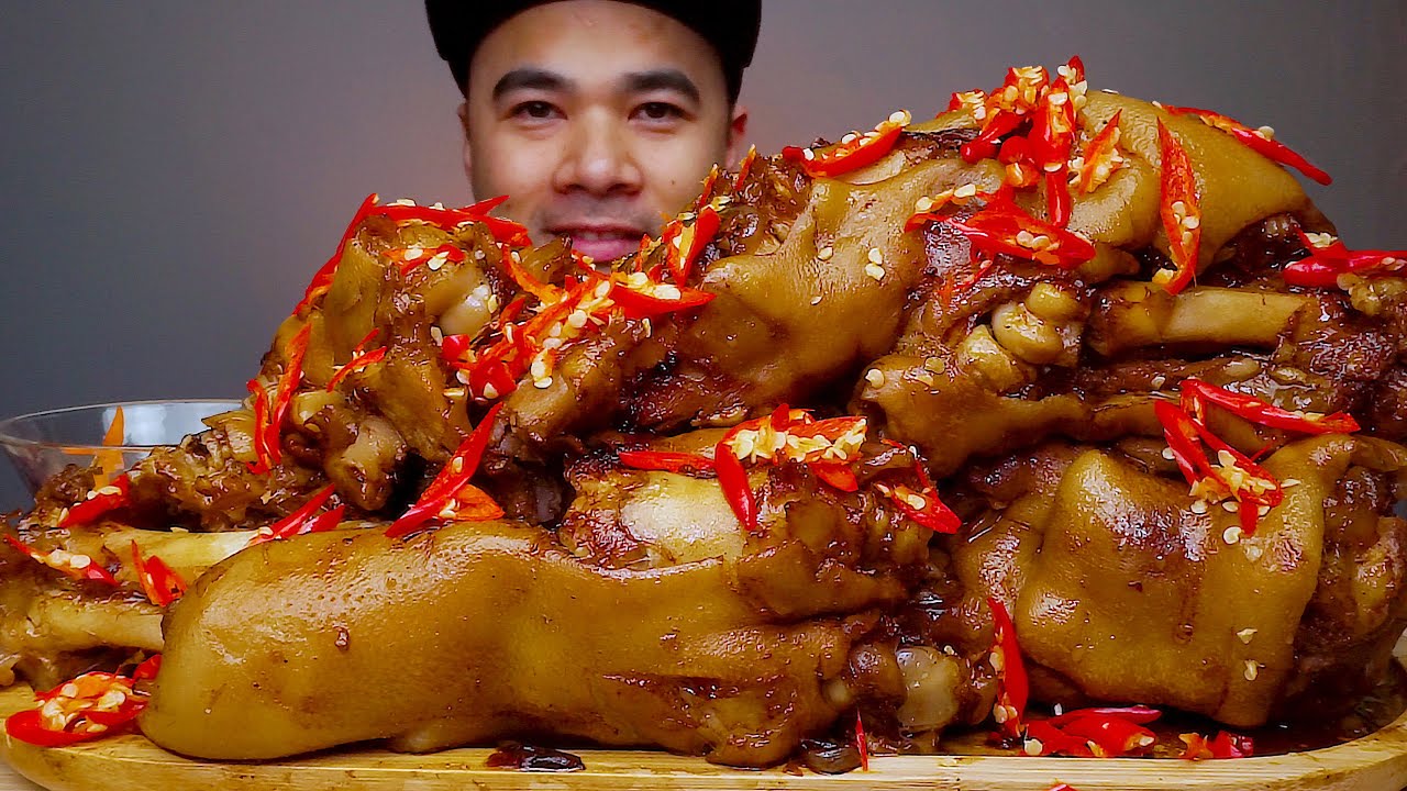 SPICY BRAISED PIG´S FEET | Mukbang Asmr
