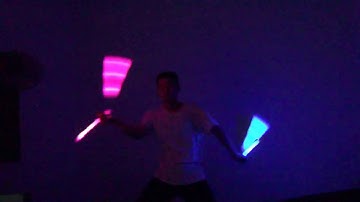 Côn nhị khúc đèn, côn phát sáng, light nunchaku, glow nunchaku, #nunchaku, #kanshop
