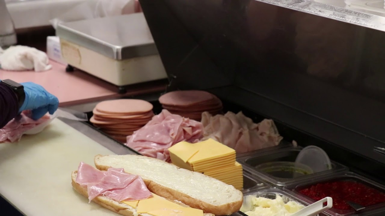 Phil & Jerry's - Inside the shop