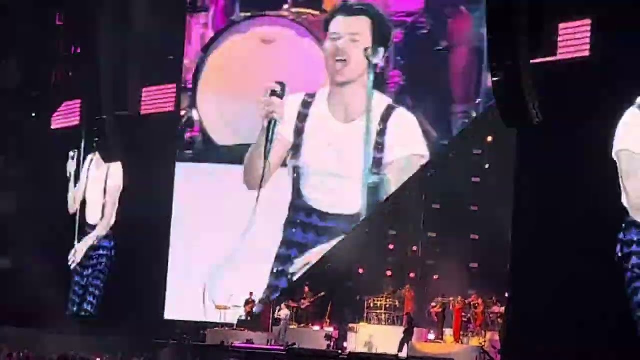 Harry Styles Watermelon Sugar Wembley Stadium 16th June 2023