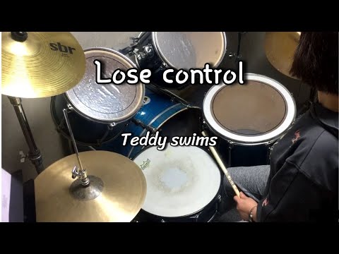 Lose control - Teddy swims
