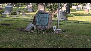 PAUL LAURENCE DUNBAR GRAVE Woodland Cemetery