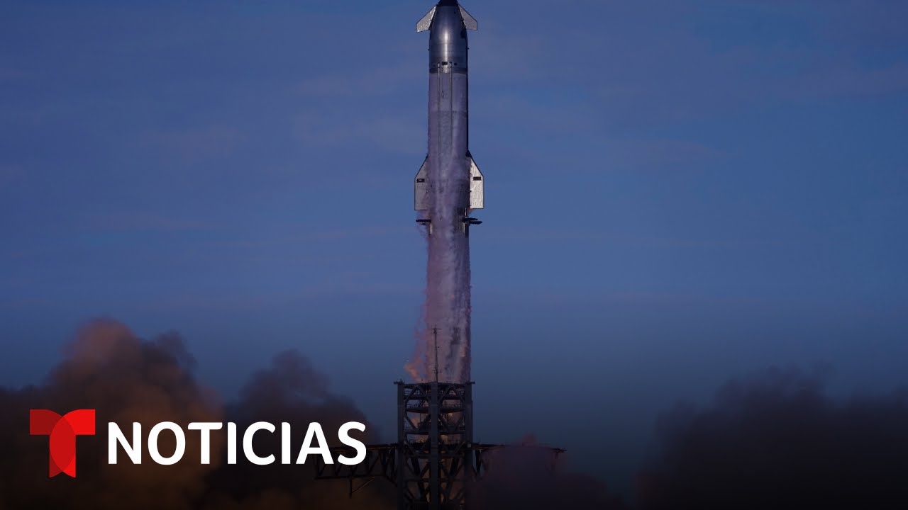 SpaceX lanza el cohete más grande del mundo en un vuelo de prueba exitoso