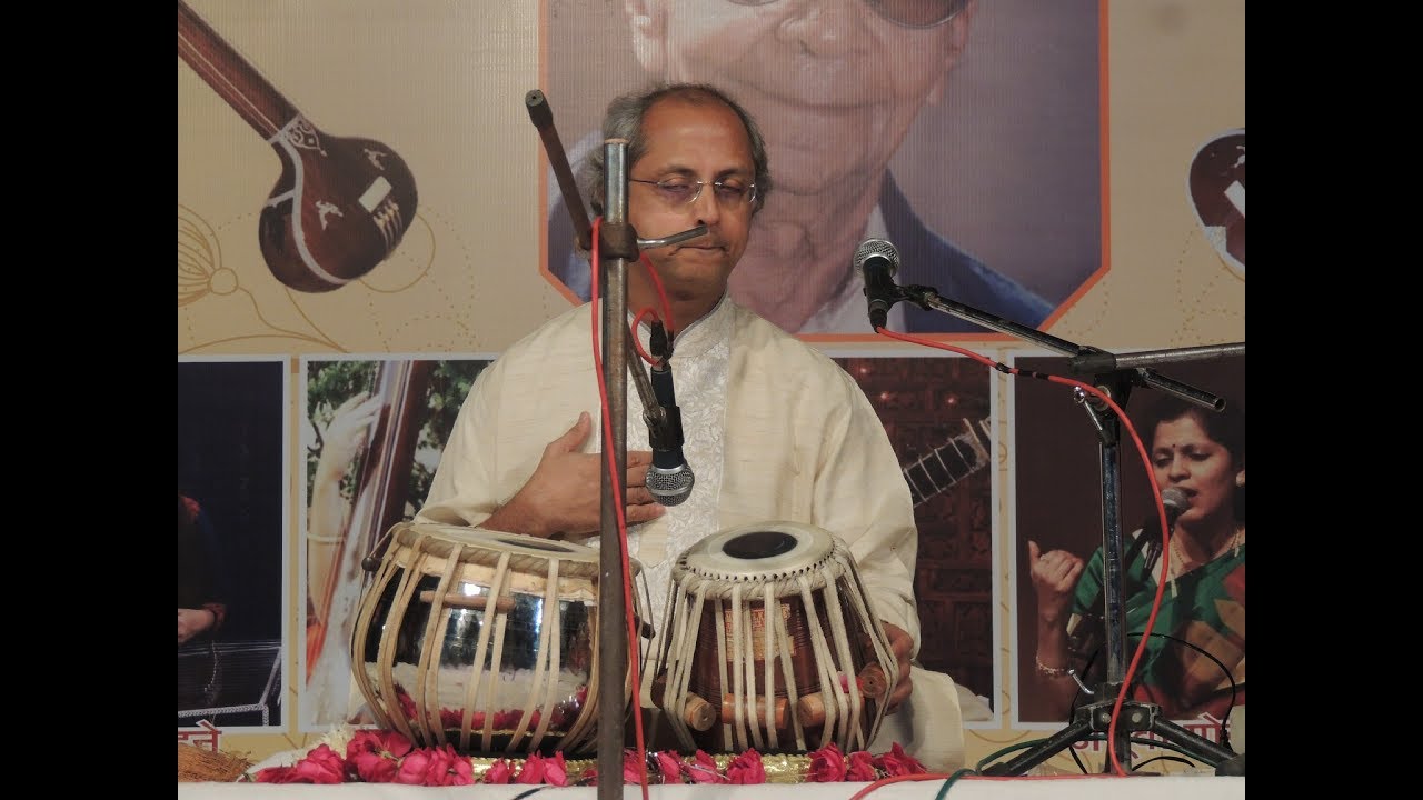 Amazing  Solo   Tabla by Pandit Yogesh Samsi Mumbai-अदभुद तबला वादन