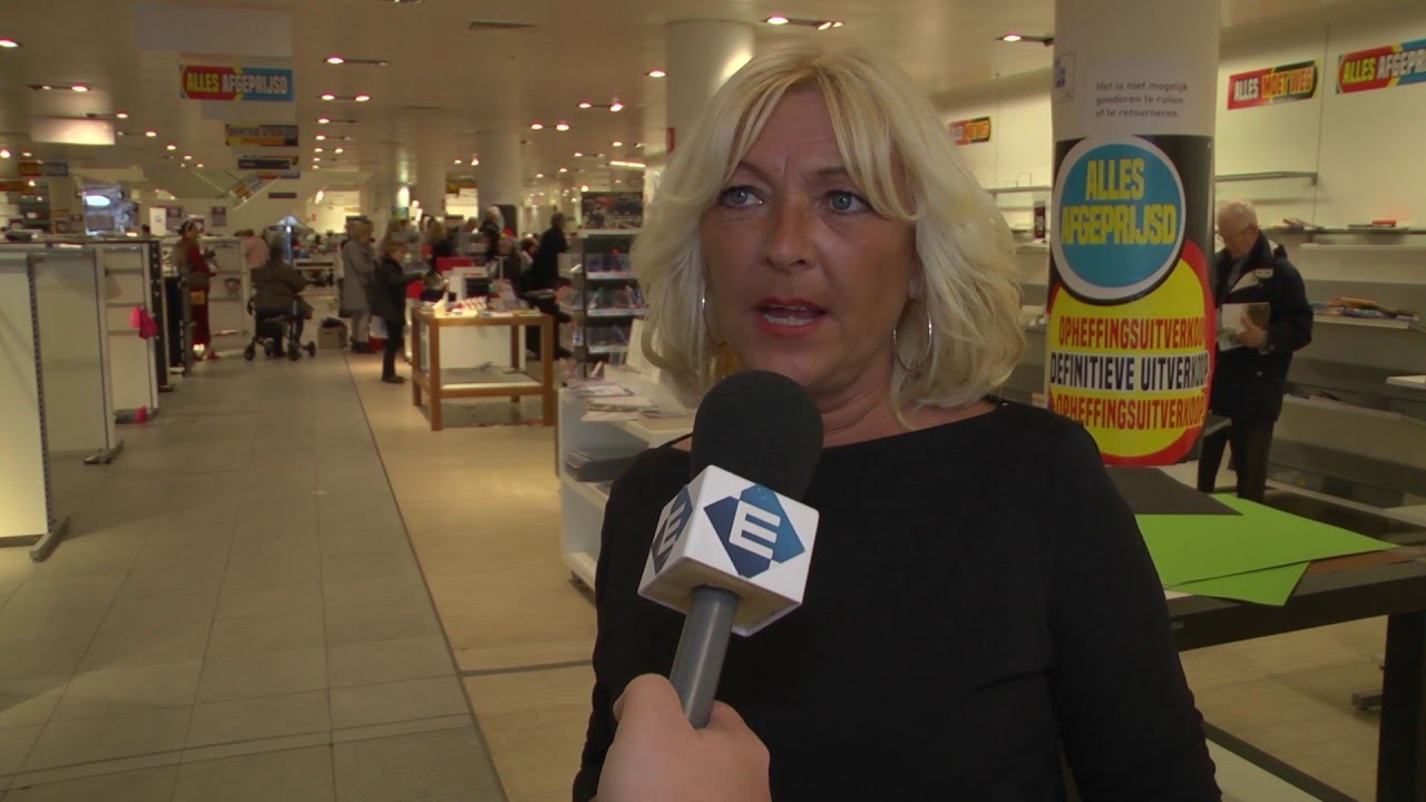 Reportage: V&D Enschede is dinsdagmiddag definitief gesloten (TV Enschede)