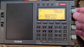 Tecsun PL-990x Shortwave ATS scan International broadcasts with comments using W6LVP loop antenna