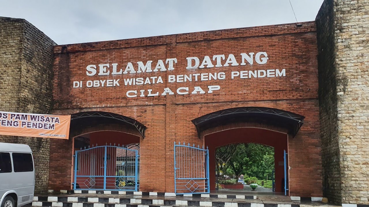 BENTENG PENDEM CILACAP - DESTINASI TEMPAT WISATA SEJARAH 