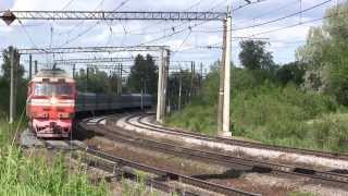 Тепловоз ТЭП70-0298 с поездом №61 Санкт-Петербург — Кишинёв