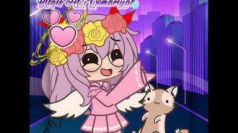 《My first time using keyframes for transitions😭✋》