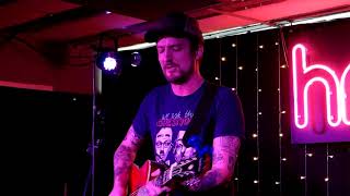 Watch Frank Turner Going Nowhere video