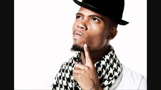 Download Lagu B.o.B - Airplanes (720p HD) MP3