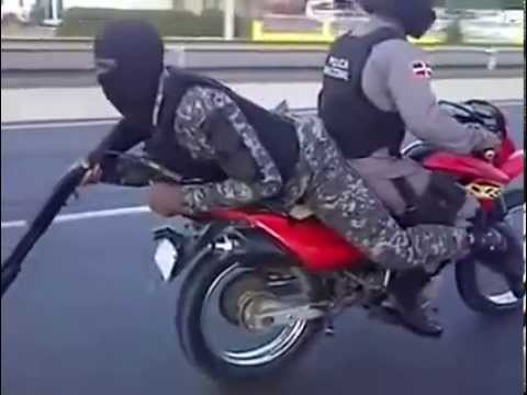 Resultado de imagen para imagenes de policias dominicanos
