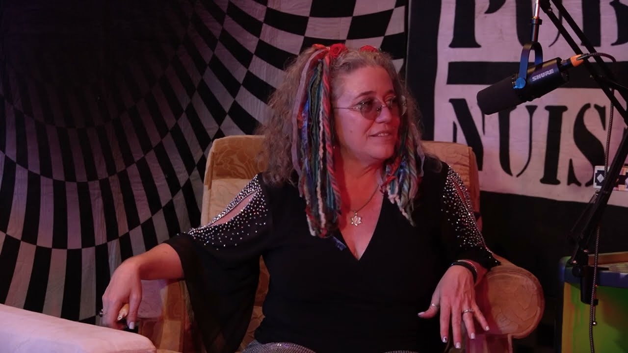 Scarlet Fire: Live Music Magic at Mrs Olson's | Podcast Interview