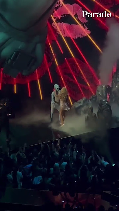 Sabrina Carpenter Performs Alongside Aliens and Astronauts on the 2024 VMA Stage