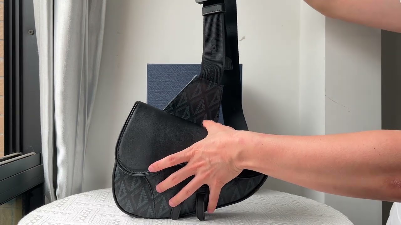 Dior Essentials Saddle Bag/Black CD Diamond Canvas and Smooth