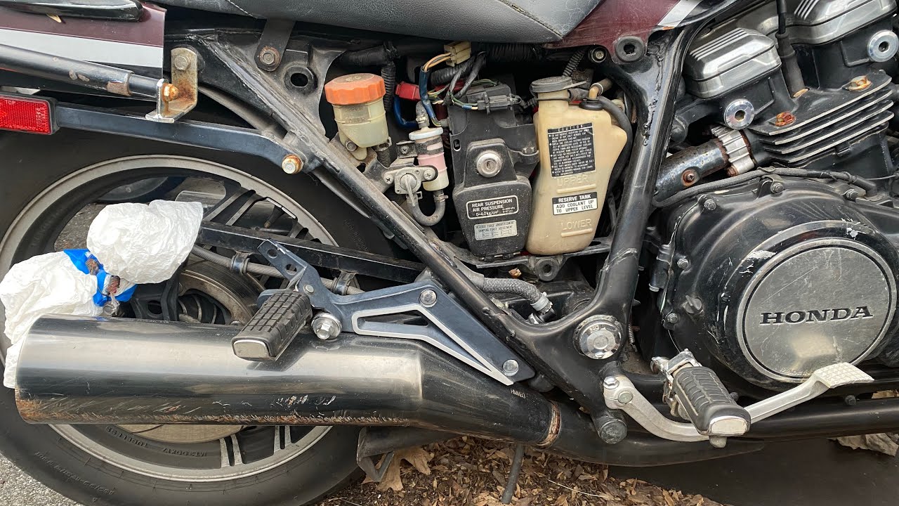 Install Rear Brake Caliper Clean out Bleed Air out of System 1984 Honda