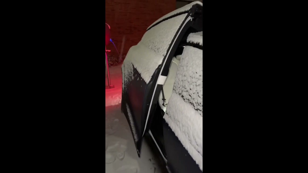 Do The Model X S Automatic Doors Work In Snow 