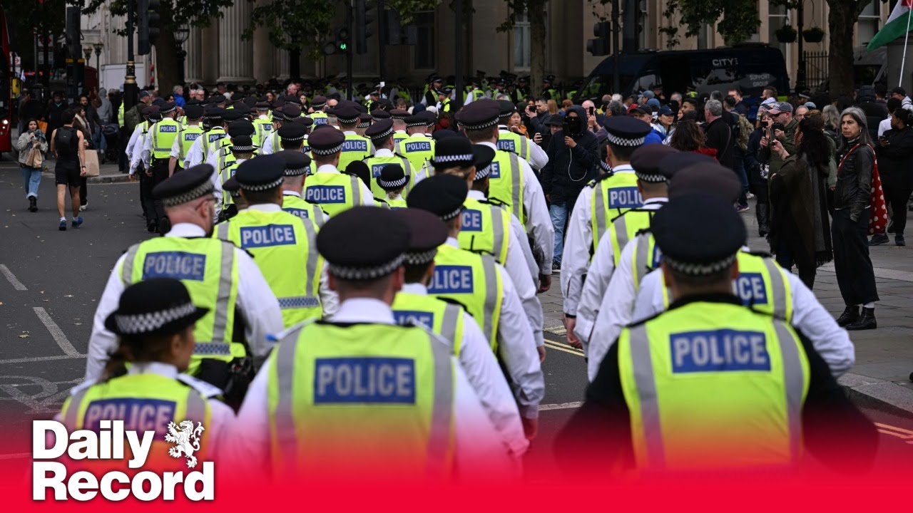 UK police to be given greater powers to restrict protests following further London demos