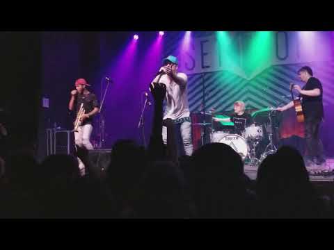 Upside down trumpet and sax solo Lincoln Ne