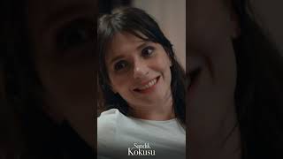 Aşık Olunca Dönüştüğümüz Kişi 🫠🥰 #Sandıkkokusu #Showtv #Özgeözpirinçci #Meriçaral #Love #Fypシ