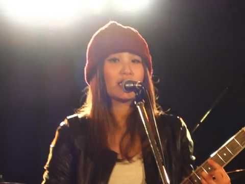 了戒由美「君は白と黒」、FootRock＆BEERS、１７.０２.１４