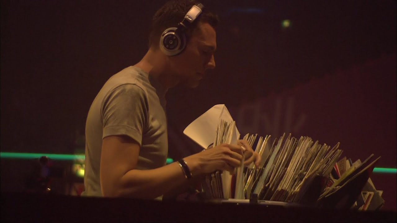 Watch Mark Norman - Rush, BDRip 1080p, (Tiesto live In Concert, 2003) on YouTube Watch Mark Norman - Rush, BDRip 1080p, (Tiesto live In Concert, 2003) on YouTube