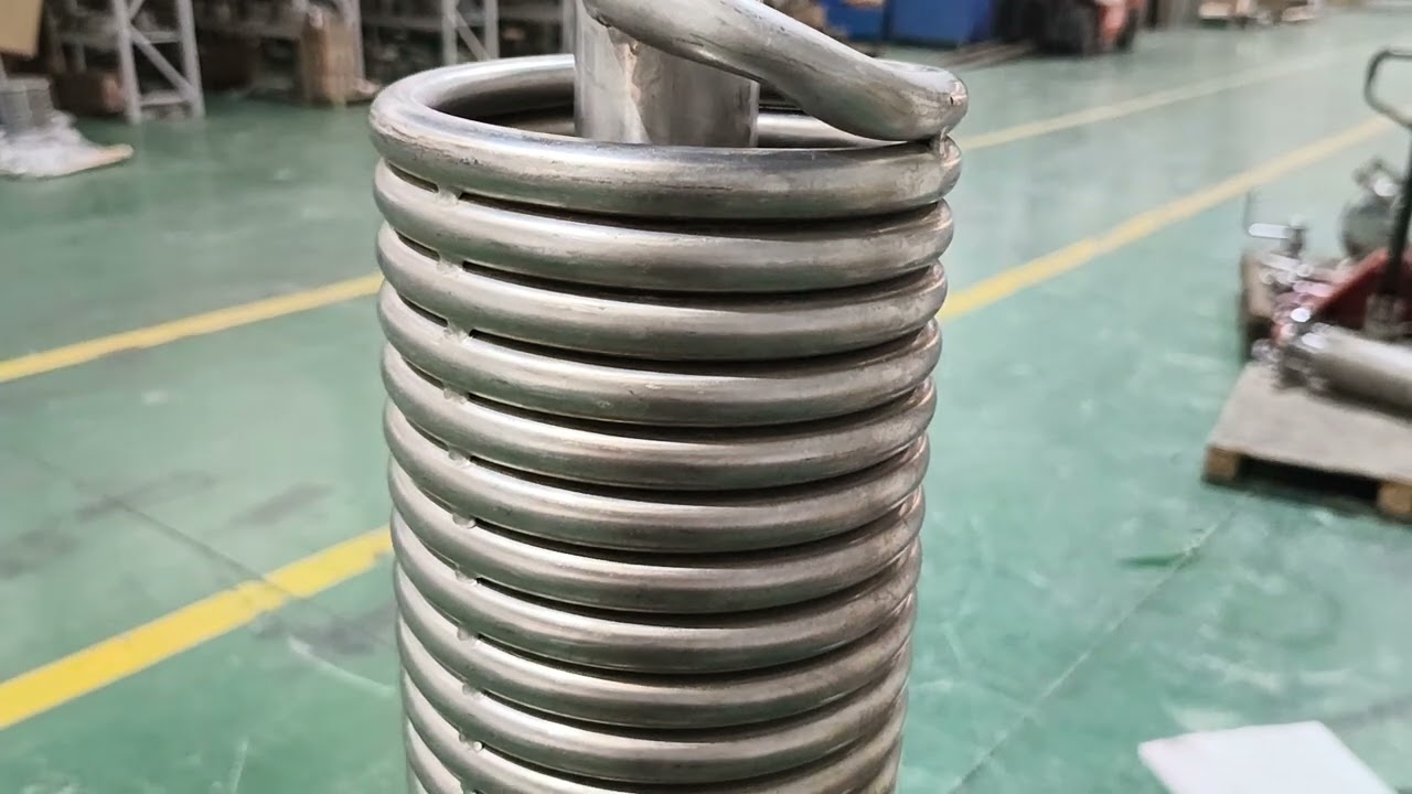 Stainless steel molecular distillation with built-in condenser display.