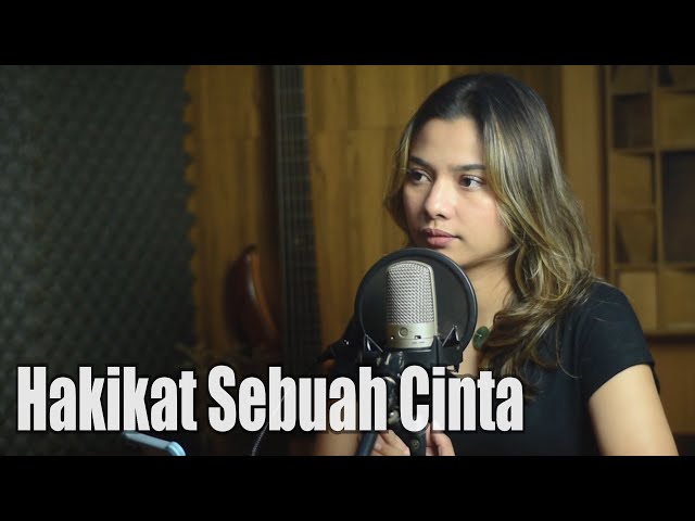 Hakikat Sebuah Cinta  - Saleem Iklim | Delisa Herlina Cover Bening Musik class=