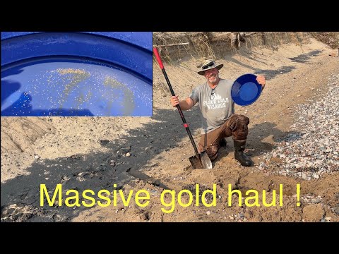 Rich gold deposits in the black sand !
