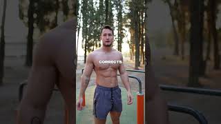 C’est simple… (gros dos gros pecs)