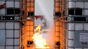 InnoVfoam - Video report: Extinguishing with thermal imaging camera