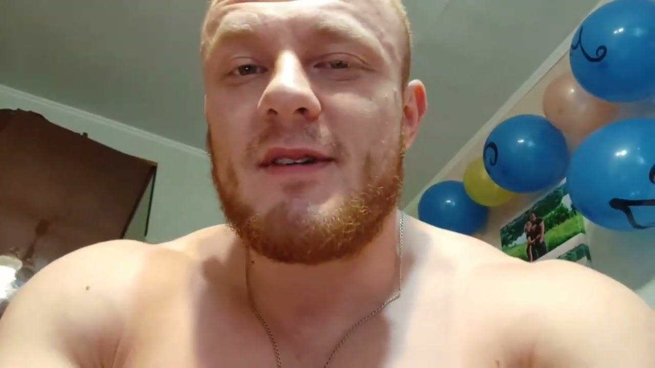 Muscle worship! alpha flexing! showing ripped muscles! cocky talk