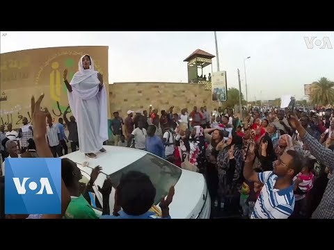 Female Activist Symbol of Sudan’s Uprising