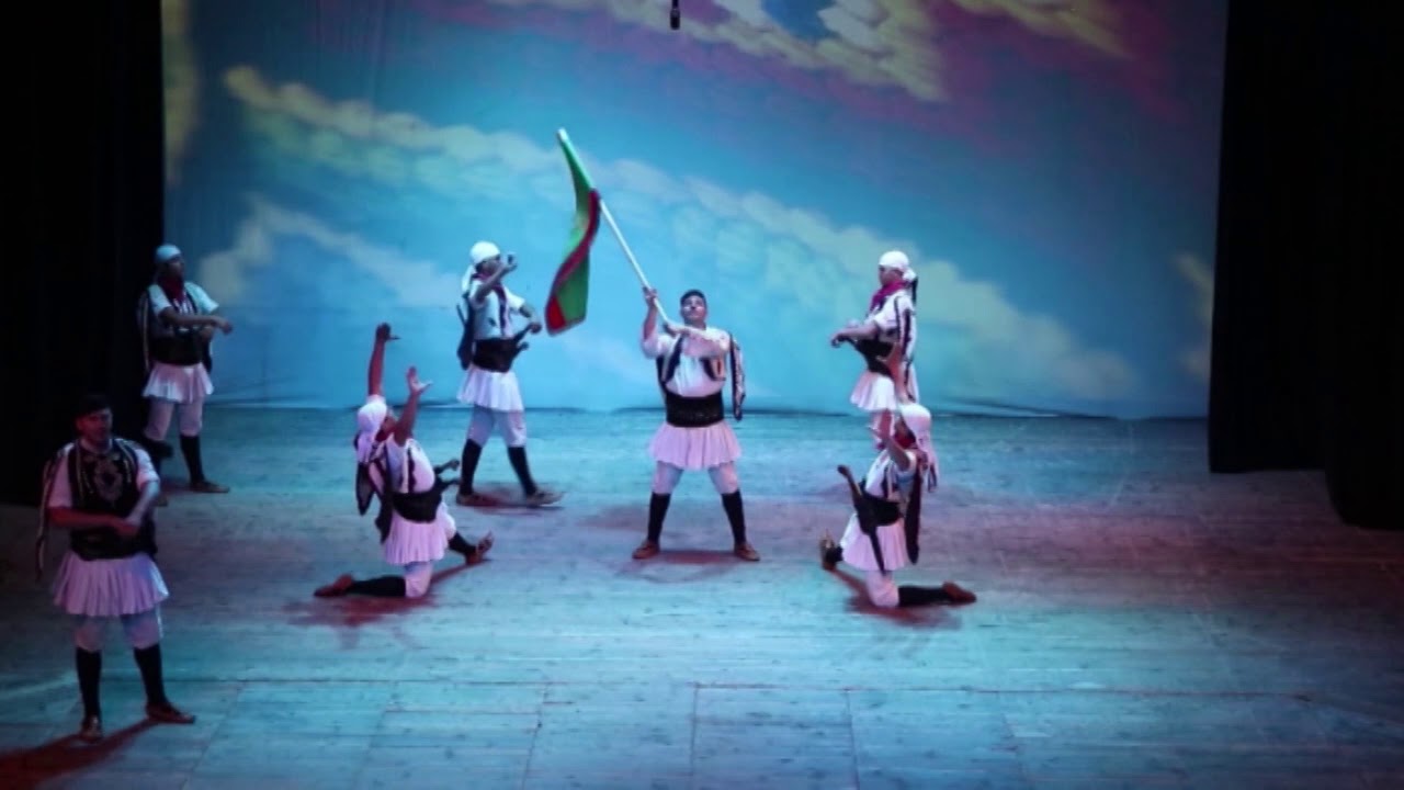 Концерт на Клуб за народни танци “Луди млади” и НФА „Българе“ – 2019