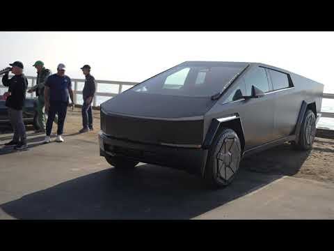 Tesla Cybertruck Spotted in Malibu being driven by Telsa's Chief Designer!  #cybertruck #Tesla