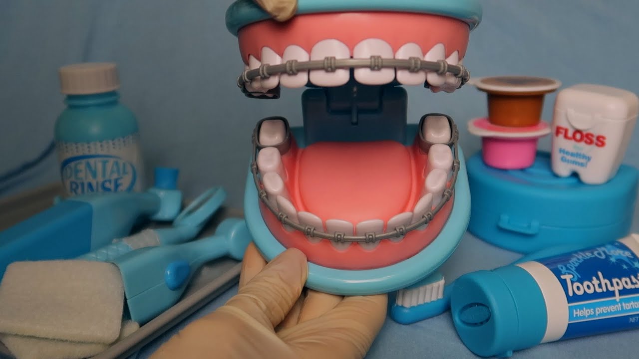 ASMR DENTISTA REMOVENDO CÁRIE - Sweet Carol