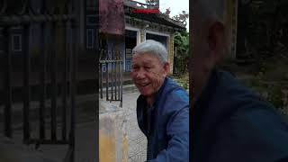 Vietnams travel superpower - the people #hue #travel
Check out the blog and full video -
https://www.rustycompass.com/blog/nostalgia-and-vietnams-travel-superpower-video-339 Vietnams travel superpower - the people #hue #travel