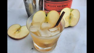 Cocktail Recipe: EASY Apple Bourbon Cocktail by Everyday Gourmet with Blakely