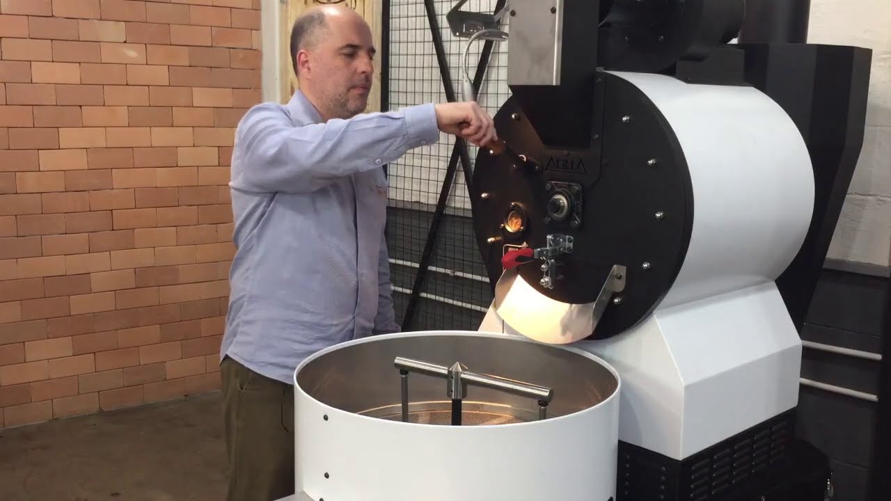 Torra de café especial no Atilla 10 Gold Plus