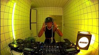 Download lagu HÖR x AIAIAI - Jacquelone | HÖR - Jun 11 / 2023