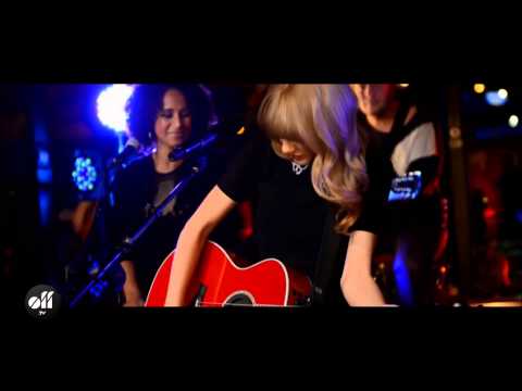 Taylor Swift (+) You Belong With Me (Acoustic)