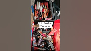 Part 1 😅 #declutter #makeup #organization #lipproducts #decluttering #makeuporganisation #lipstick