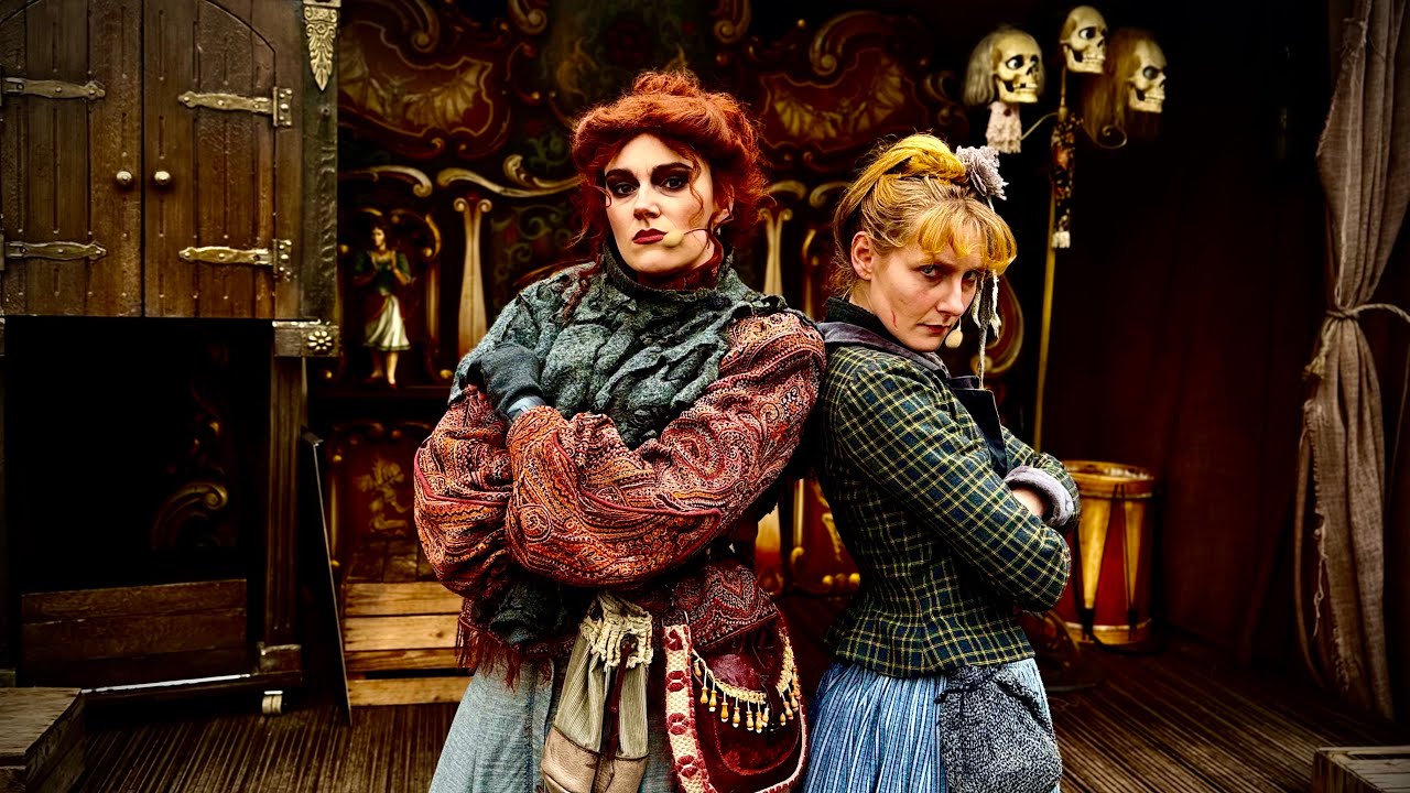 Efteling park show: Dokter charlatans cabaret macabre. 