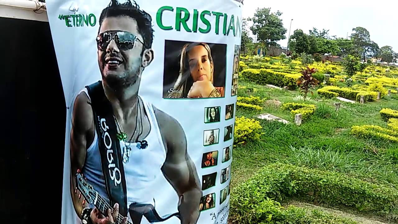 Vídeo de túmulo de Cristiano Araújo e Allana é exposto e emociona