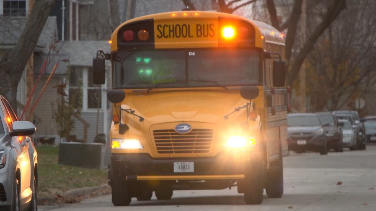 Cedar Rapids parents say proposed school closures could reshape neighborhoods