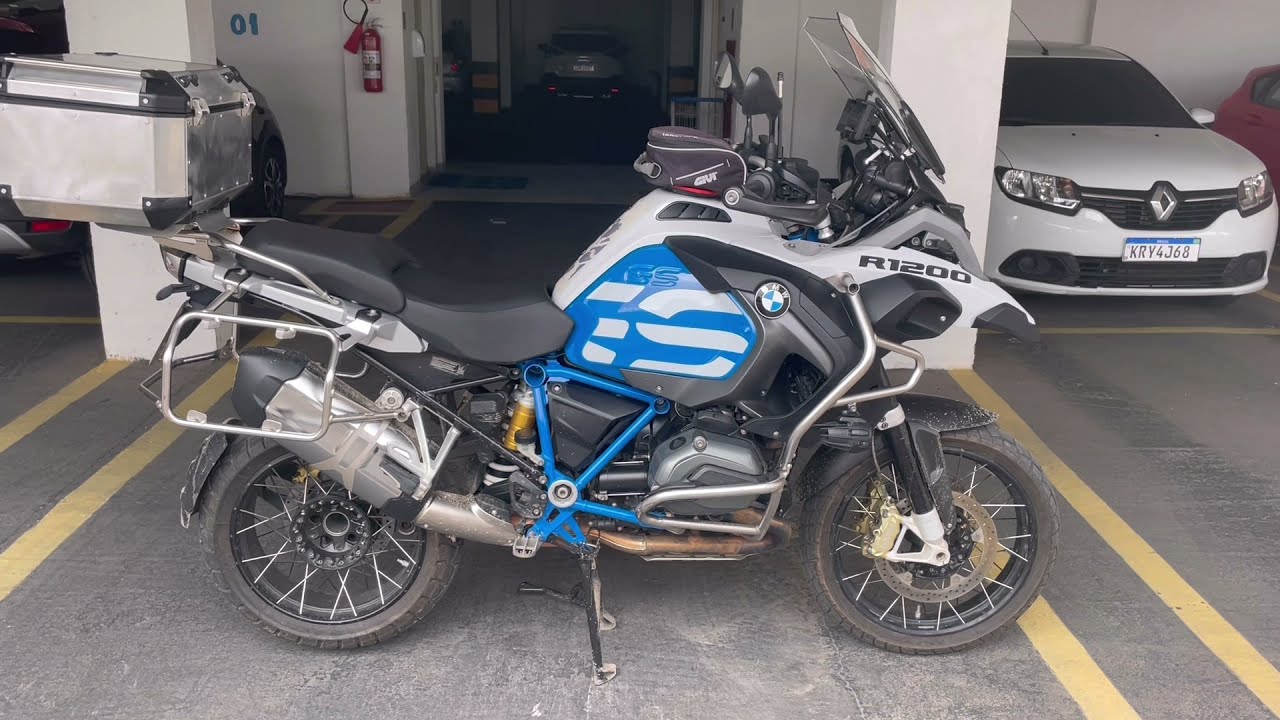 Troquei o oleo da BMW R 1200 GS Adventure em casa!!