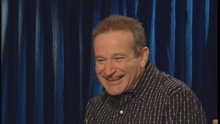 ET's Wackiest Robin Williams Moments in Three Minutes